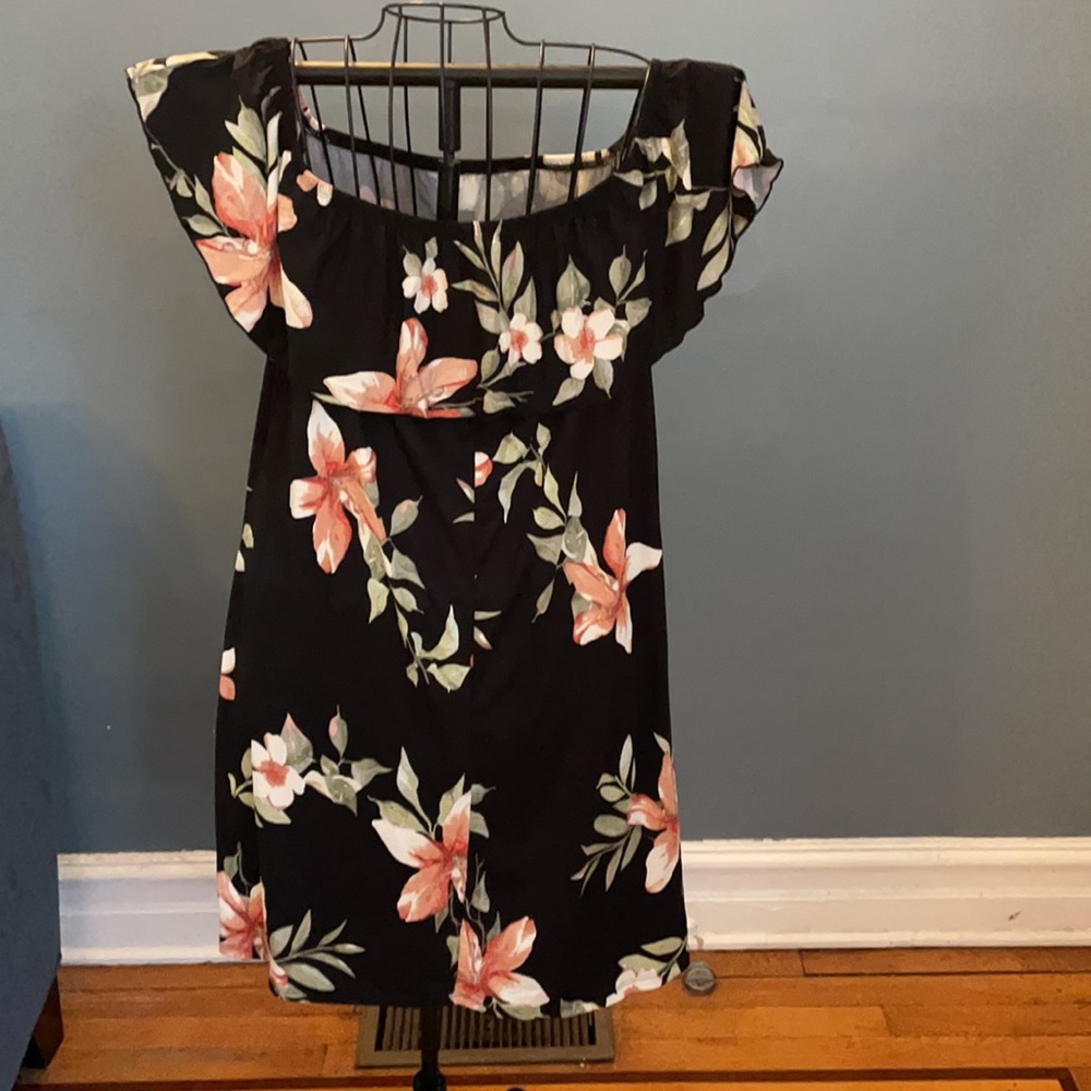 Dress - Picture 2 of 2